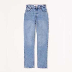 Abercrombie A&F curve love 90s straight ultra high rise jeans. Medium wash.